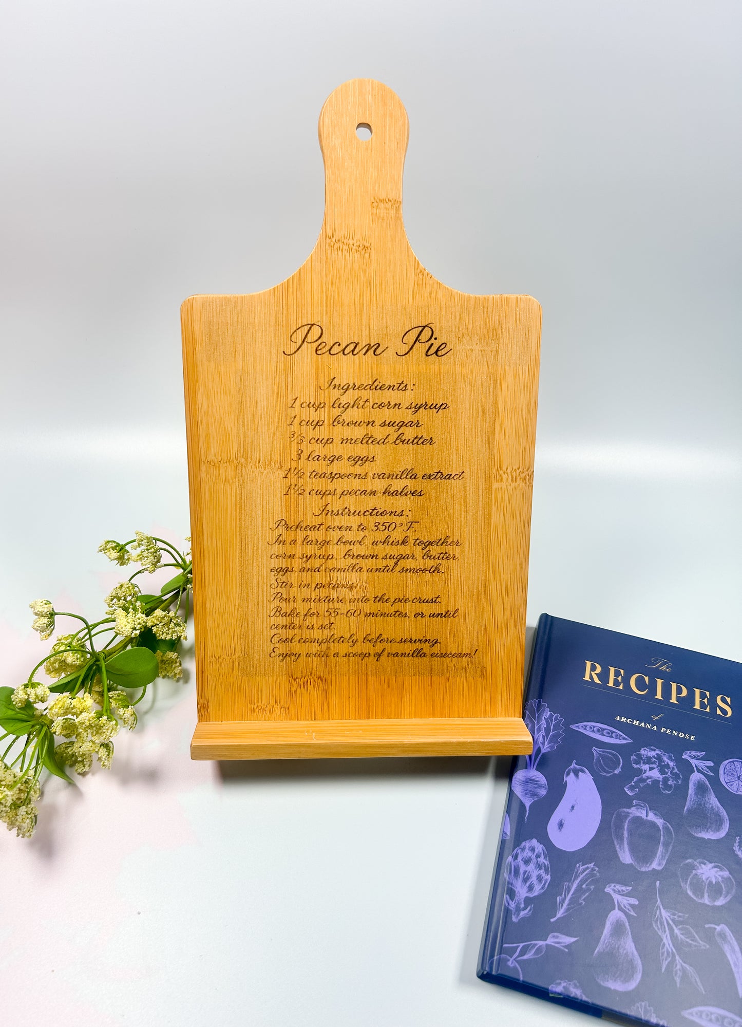Engraved Bamboo Cookbook Stand & Cutting Board – Pecan Pie Recipe – Rustic Kitchen Decor & Gift