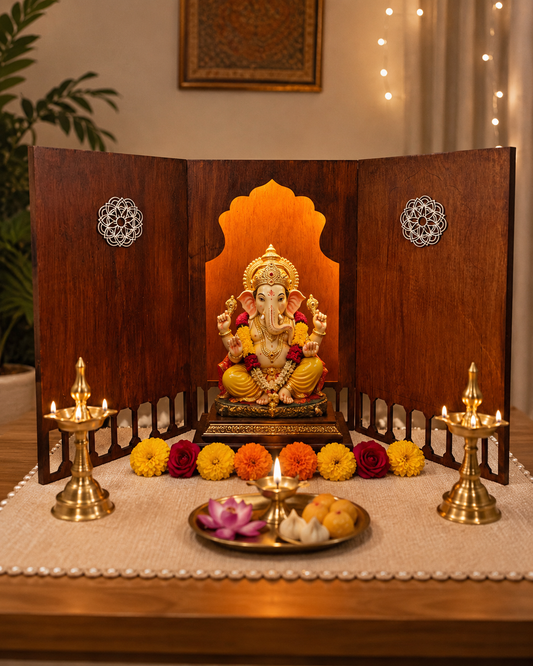 Handmade wooden Ganpati Makhar with traditional arch design for Ganesh Chaturthi, Ganpati Sthapana and home pooja decor.