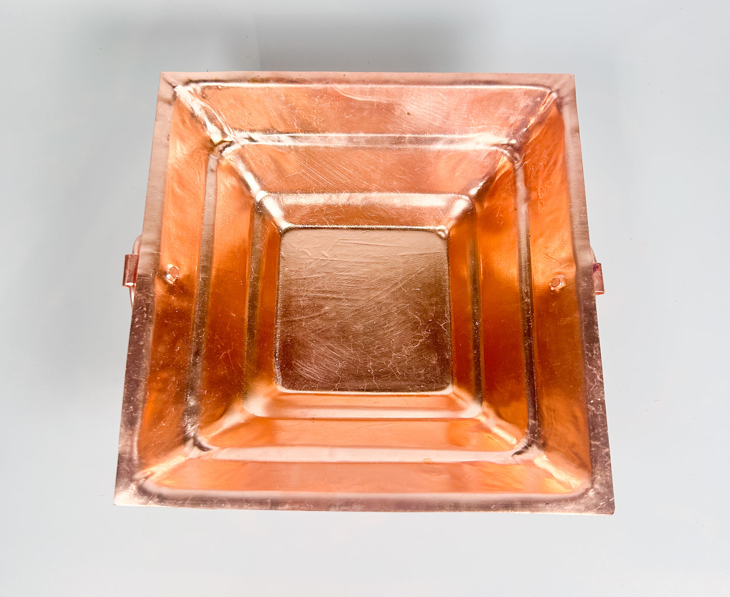 High Quality Copper Havan Kund for Puja and yagna, Hawan Kund. Size - 8 x 8 x 3”